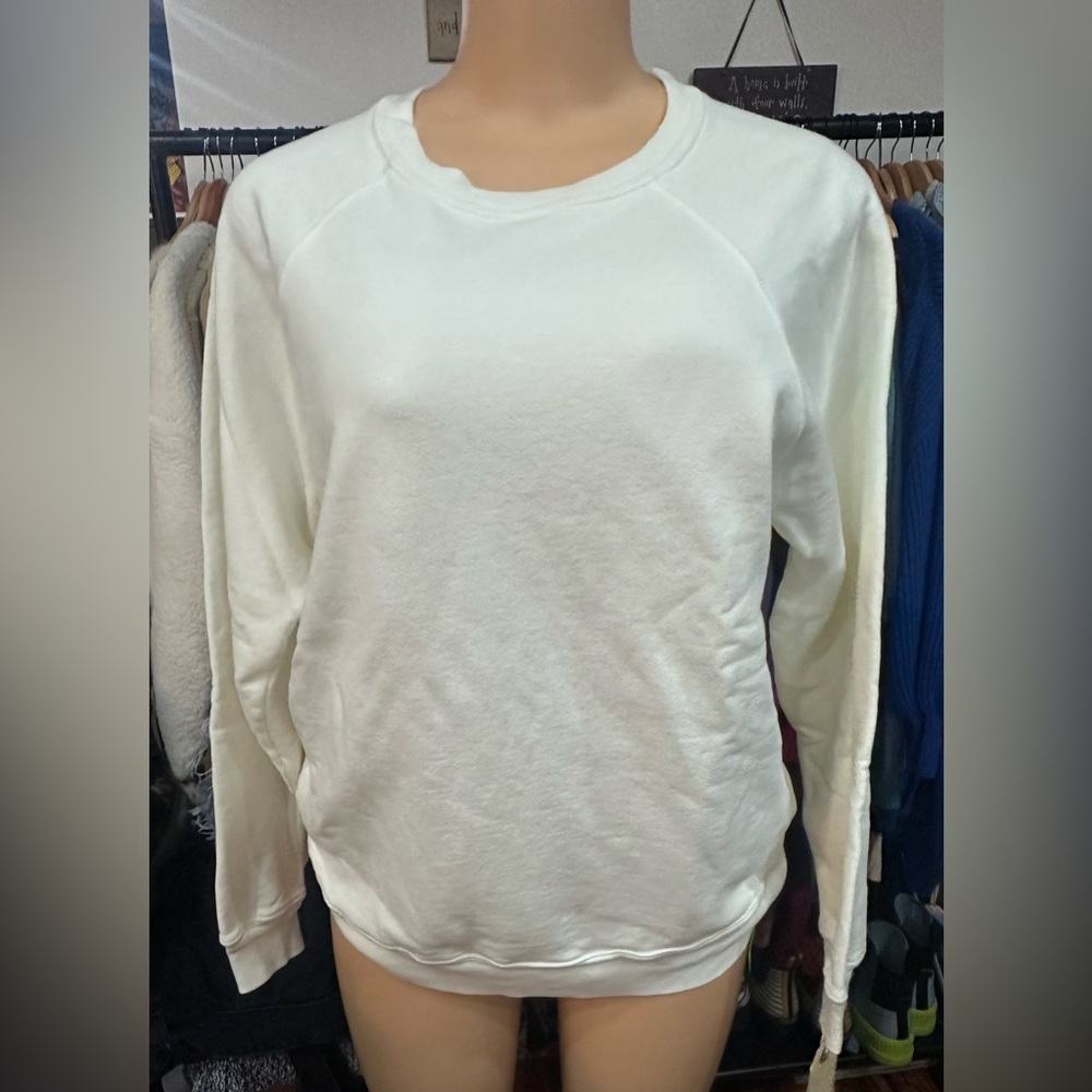 Original Retro Brand White Crewneck Sweater Soft Knit